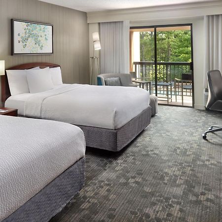 Courtyard By Marriott Atlanta Alpharetta Hotel Exterior photo